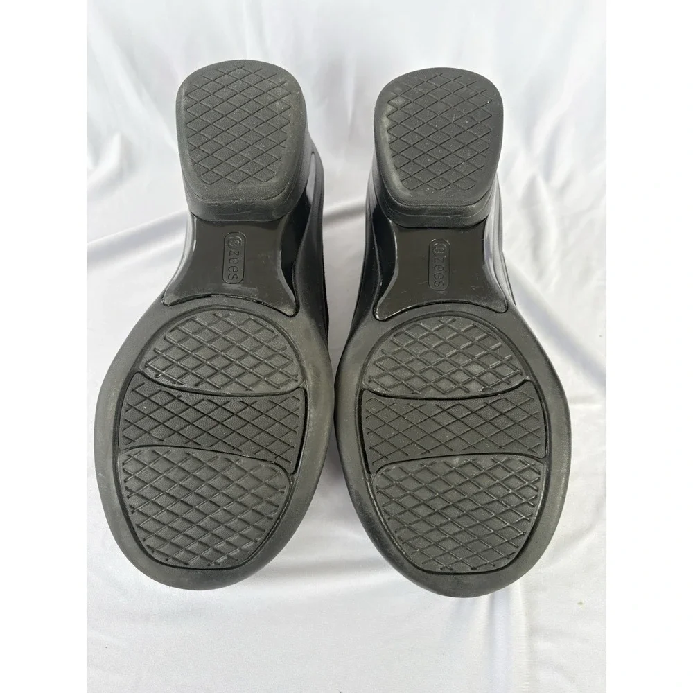 BeZee Womens's Electric Pump Stretchy‎ Upper Sporty Sz 9W